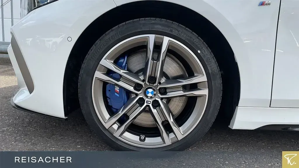 Gebraucht BMW M135 Performance 306 PS (225 kW) 2023 Weiß Kleinwagen