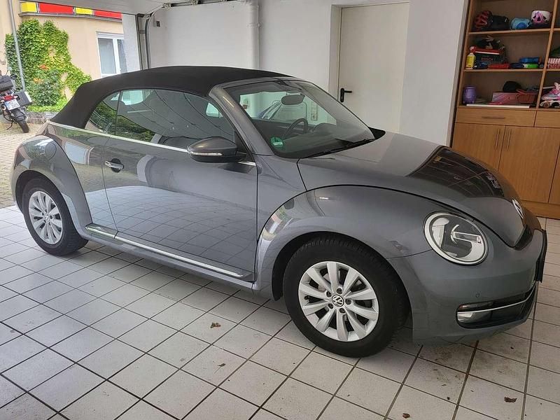 Gebraucht VW Beetle Cabriolet Allstar 150 PS (110 kW) 2016 Grau Cabrio