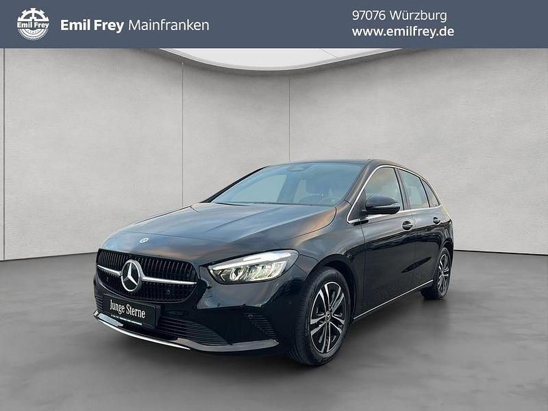 Gebraucht Mercedes B180 Advanced 136 PS (100 kW) 2025 Schwarz Van / Kleinbus