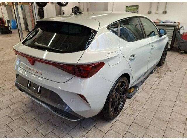 Gebraucht Cupra Leon 150 PS (110 kW) 2024 Taiga grau metallic Limousine