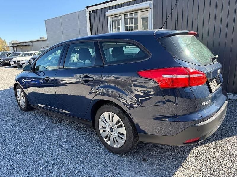 Gebraucht Ford Focus Business Edition 150 PS (110 kW) 2015 Blau Limousine