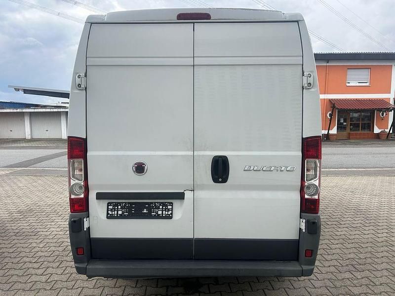 Gebraucht Fiat Ducato 101 PS (74 kW) 2011 Weiß Van