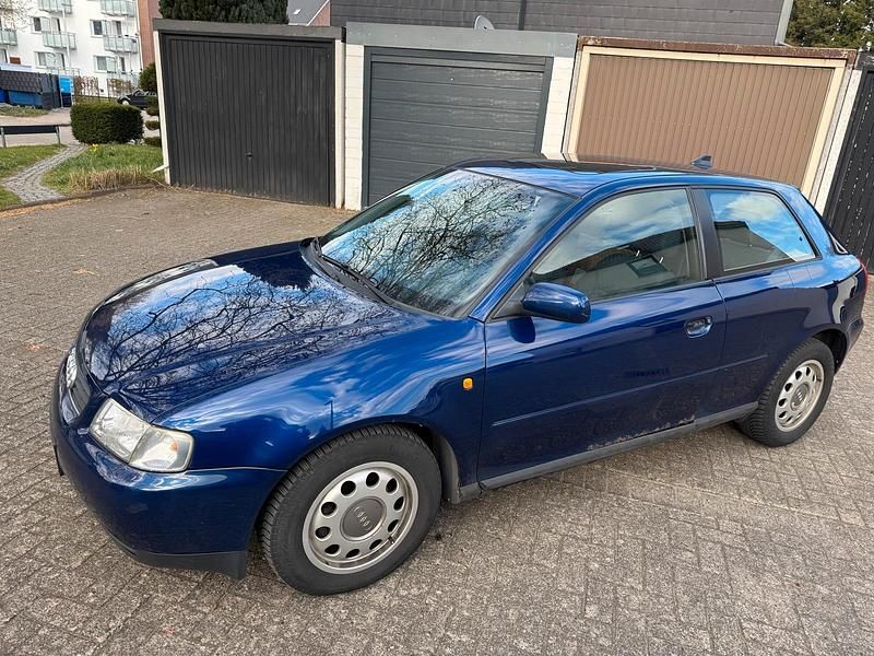 Gebraucht Audi A3 102 PS (75 kW) 2000 Blau Kleinwagen