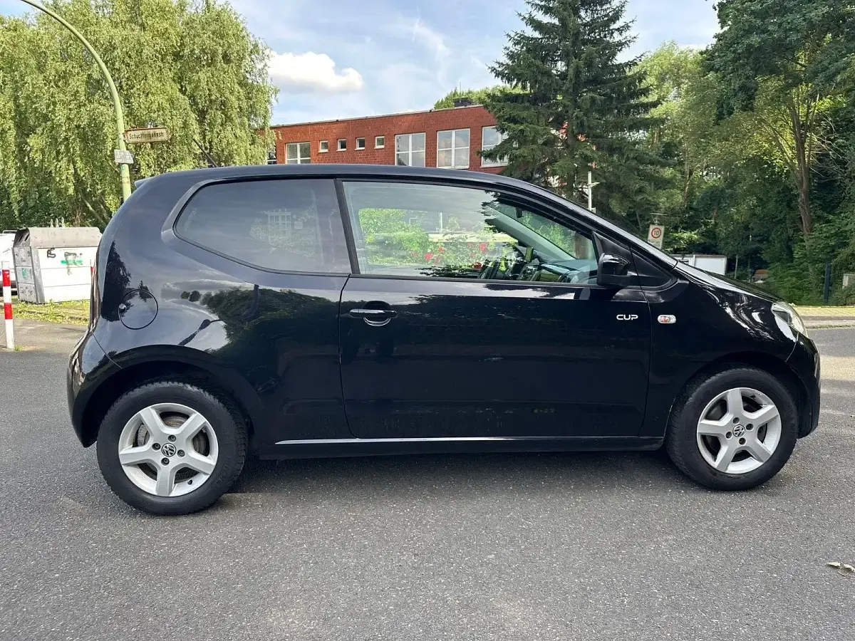 Gebraucht VW up! Cup 60 PS (44 kW) 2014 Schwarz Kleinwagen