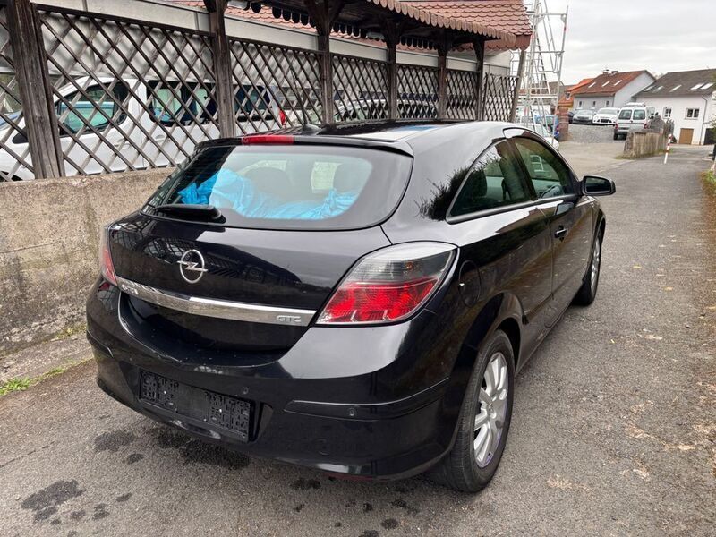 Gebraucht Opel Astra GTC 116 PS (85 kW) 2007 Schwarz Coupé