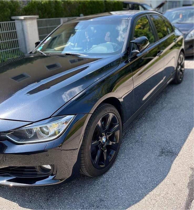 Schwarz Gebraucht 2014 BMW 320 Sport Line Limousine | 14.000 € (Guter Preis) - Bild 1/4