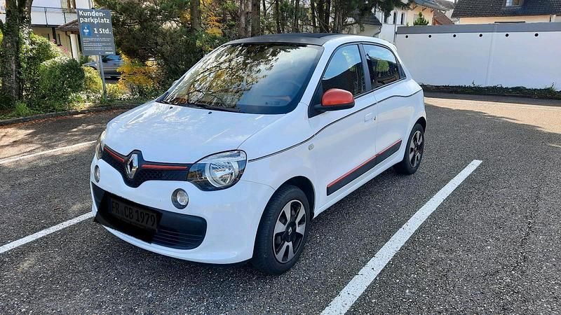 Weiß Gebraucht 2015 Renault Twingo Kleinwagen | 3.700 € (Guter Preis) - Bild 1/4