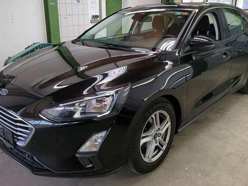 Shadow black Gebraucht 2019 Ford Focus Limousine | 13.749 € (Fairer Preis) - Bild 1/4