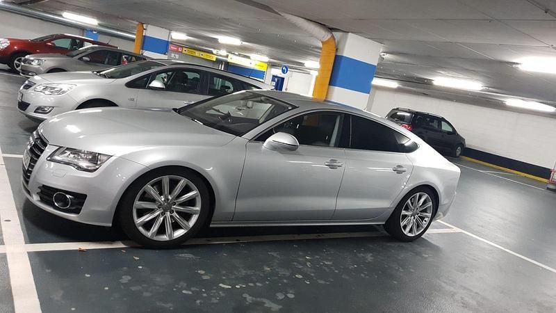 Gebraucht Audi A7 Sportback 245 PS (180 kW) 2011 Silber Kleinwagen