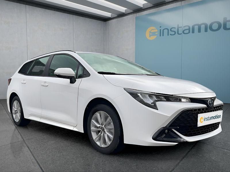 Neu Toyota Corolla 140 PS (102 kW) 2025 Weiß Limousine
