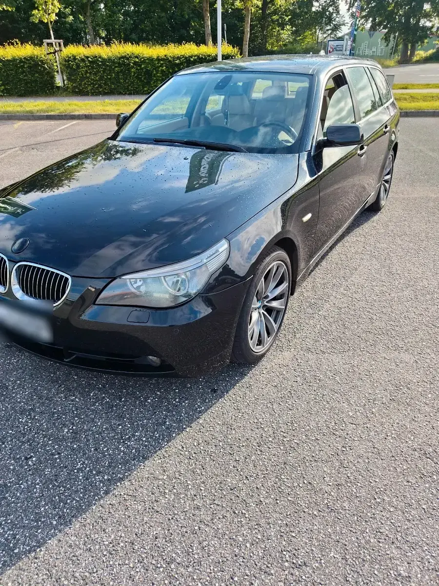 Gebraucht BMW 525 163 PS (119 kW) 2005 Schwarz Kombi