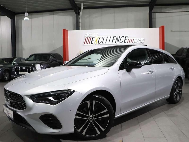 Gebraucht Mercedes CLA180 Progressive 116 PS (85 kW) 2023 Iridiumsilber Limousine