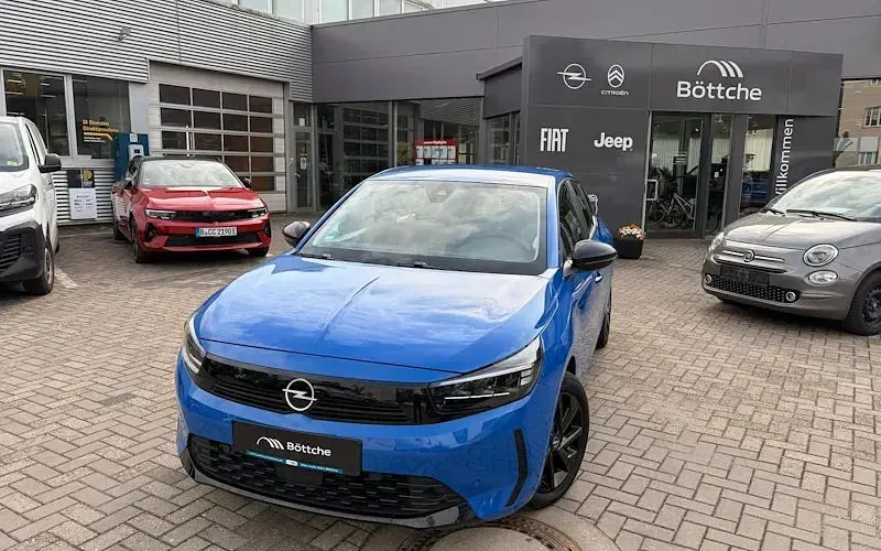 Gebraucht Opel Corsa Basis 101 PS (74 kW) 2024 Kleinwagen