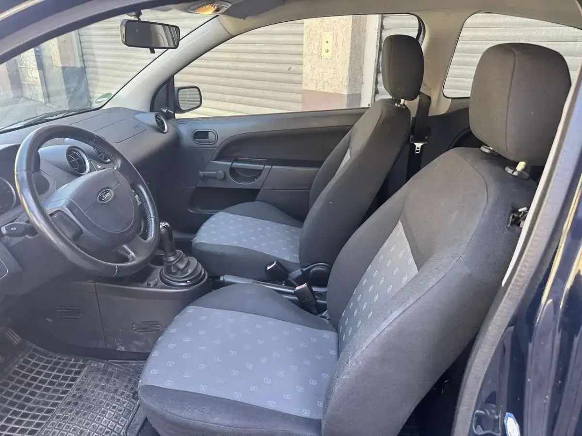 Gebraucht Ford Fiesta 60 PS (44 kW) 2004 Blau Kleinwagen