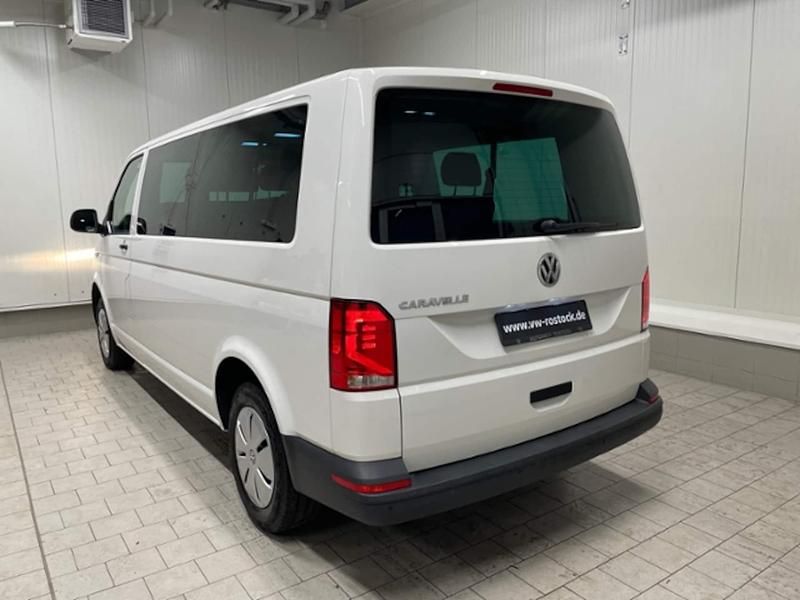Gebraucht VW Caravelle Trendline 110 PS (80 kW) 2020 Van / Kleinbus