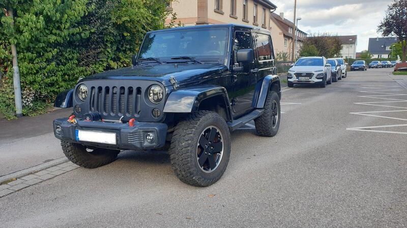 Schwarz Gebraucht 2012 Jeep Wrangler SUV | 21.900 € (Superpreis) - Bild 1/4