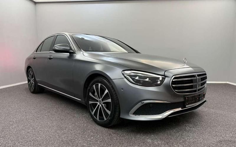 Gebraucht 2022 Mercedes E300 Limousine | 36.290 € (Fairer Preis) - Bild 1/4