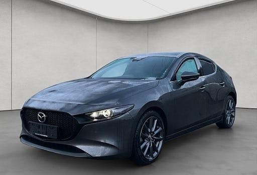 Machine gray Gebraucht 2019 Mazda 3 Selection Limousine | 17.890 € (Fairer Preis) - Bild 1/4