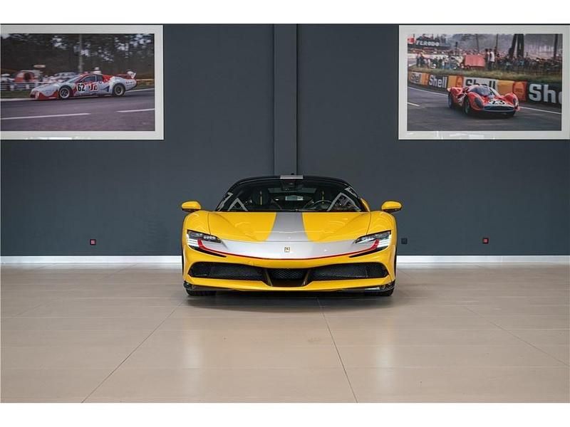 Gebraucht Ferrari SF90 2021 Gelb