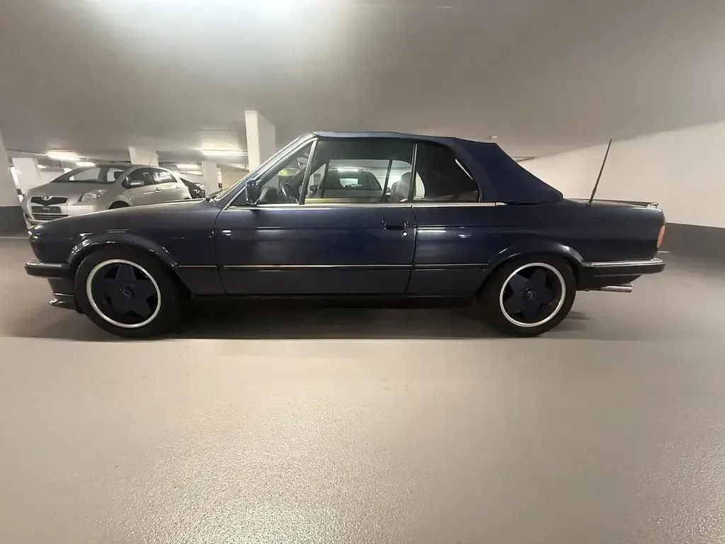Gebraucht BMW 325 Cabriolet Performance 170 PS (125 kW) 1989 Blau Cabrio