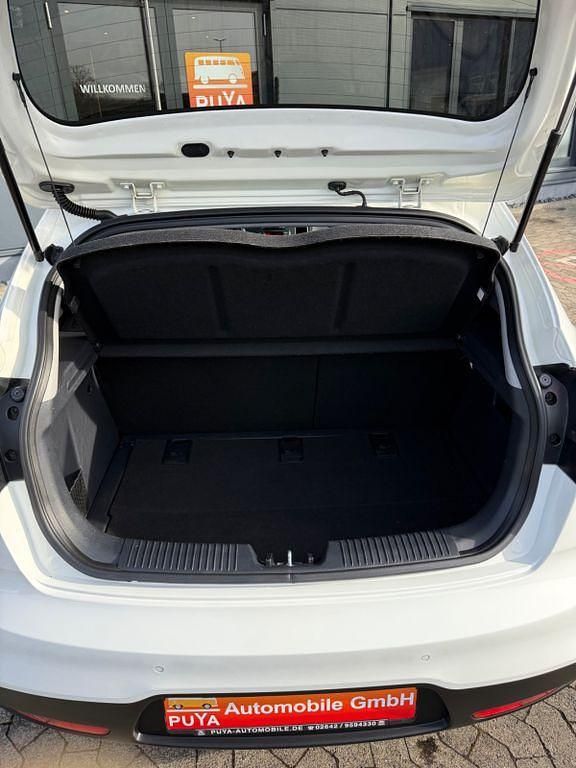 Gebraucht Kia Rio FIFA World Cup Edition 86 PS (63 kW) 2014 Schneeweiss Kleinwagen