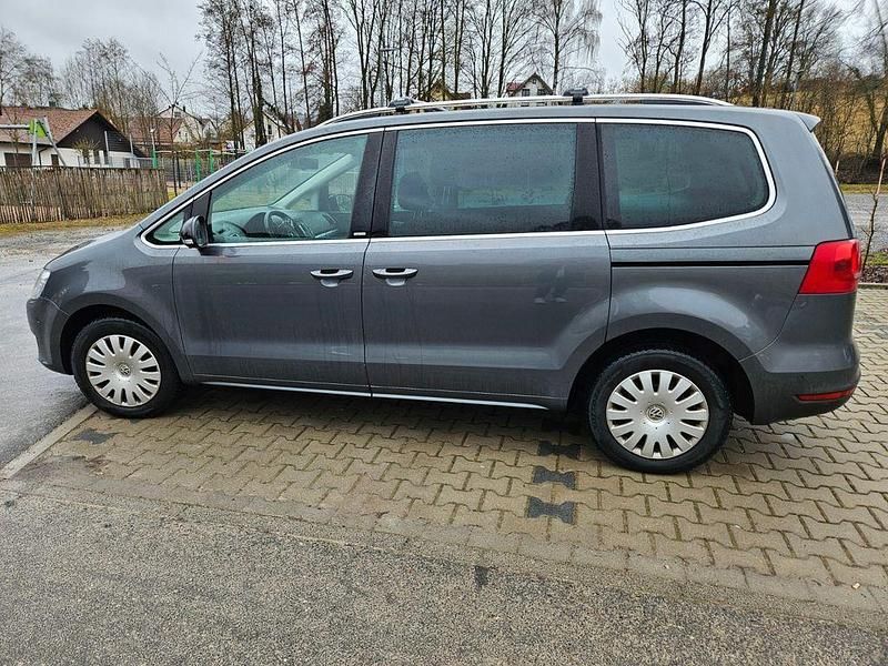Gebraucht VW Sharan Style 140 PS (102 kW) 2012 Grau Van / Kleinbus