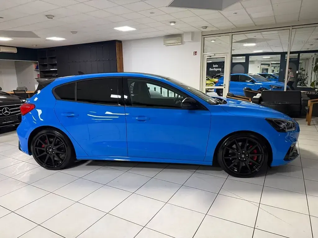 Gebraucht Ford Focus ST 280 PS (205 kW) 2022 Vasttrafik blue Limousine
