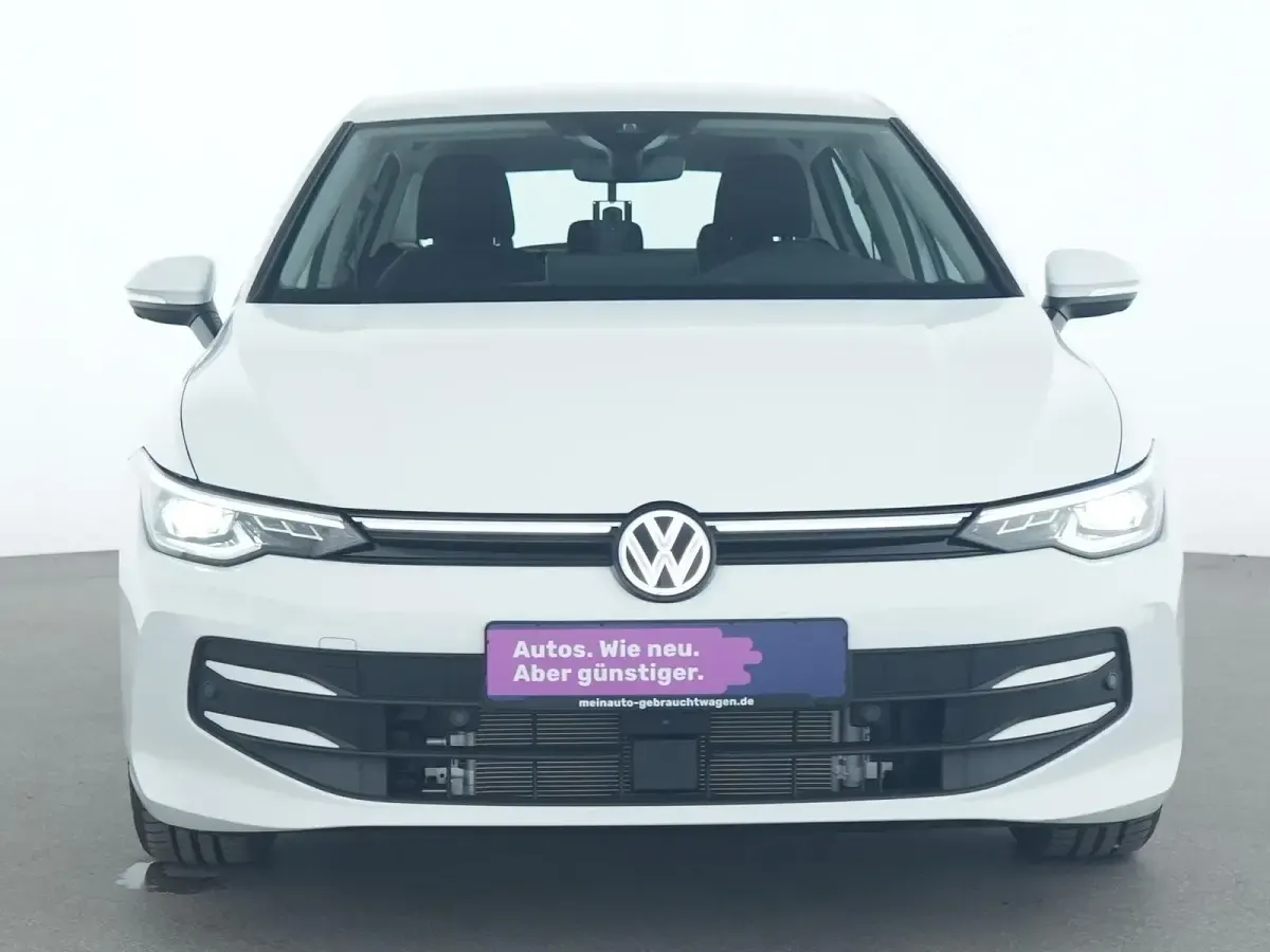 Gebraucht VW Golf VIII Life 116 PS (85 kW) 2024 Pure white Limousine