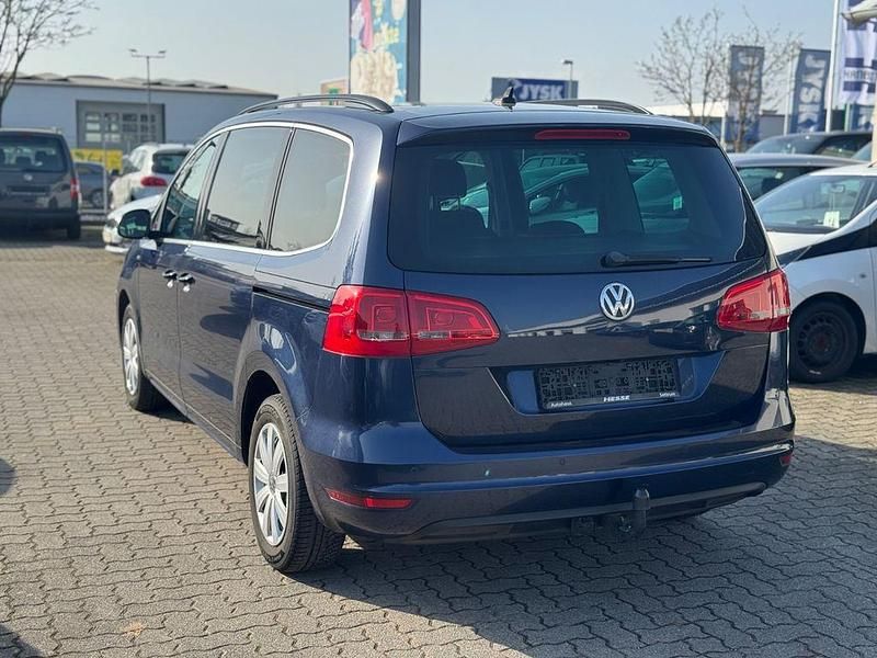 Gebraucht VW Sharan Match 140 PS (102 kW) 2012 Blau Van / Kleinbus