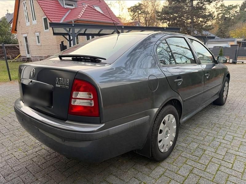 Gebraucht Skoda Octavia 75 PS (55 kW) 2009 Grau Limousine