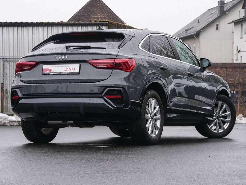 Gebraucht Audi Q3 150 PS (110 kW) 2022 Nanograu metallic SUV