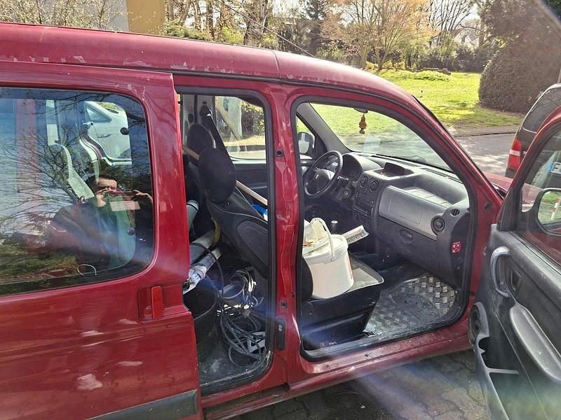 Gebraucht Peugeot Partner 90 PS (66 kW) 2005 Rot Van / Kleinbus