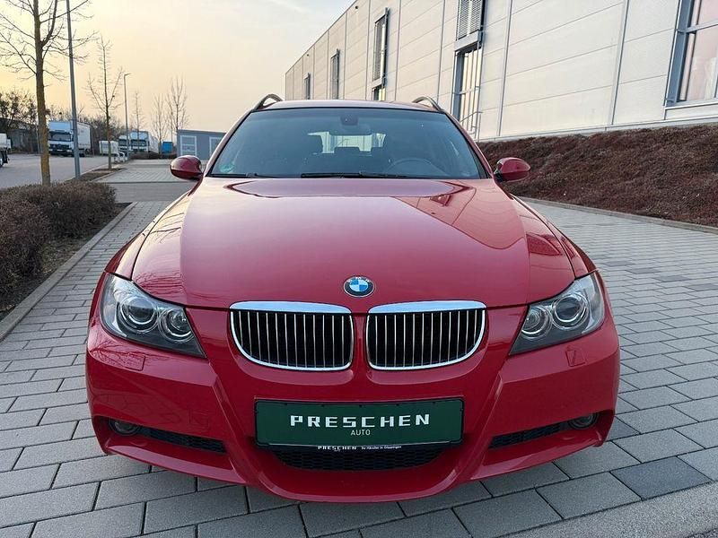 Gebraucht BMW 325 M Sport 218 PS (160 kW) 2007 Rot Limousine