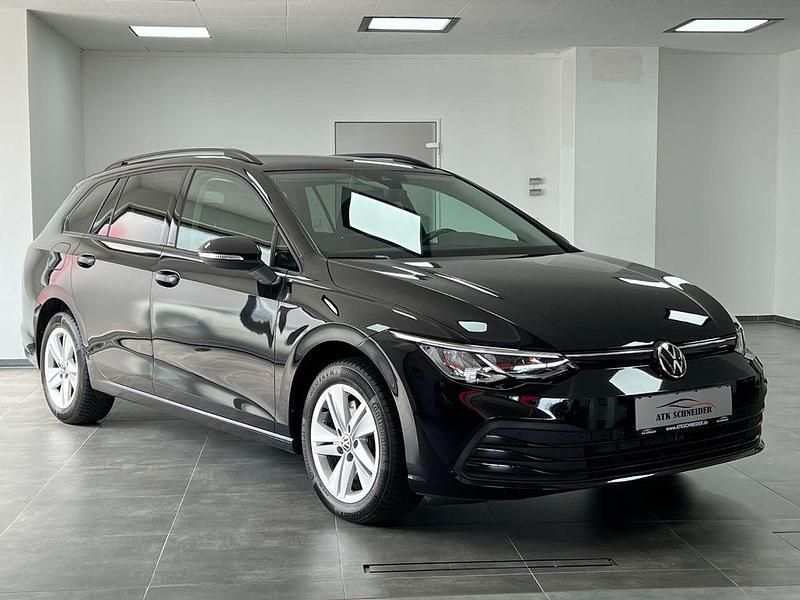 Schwarz Gebraucht 2022 VW Golf VIII Life Kombi | 19.690 € (Guter Preis) - Bild 1/4