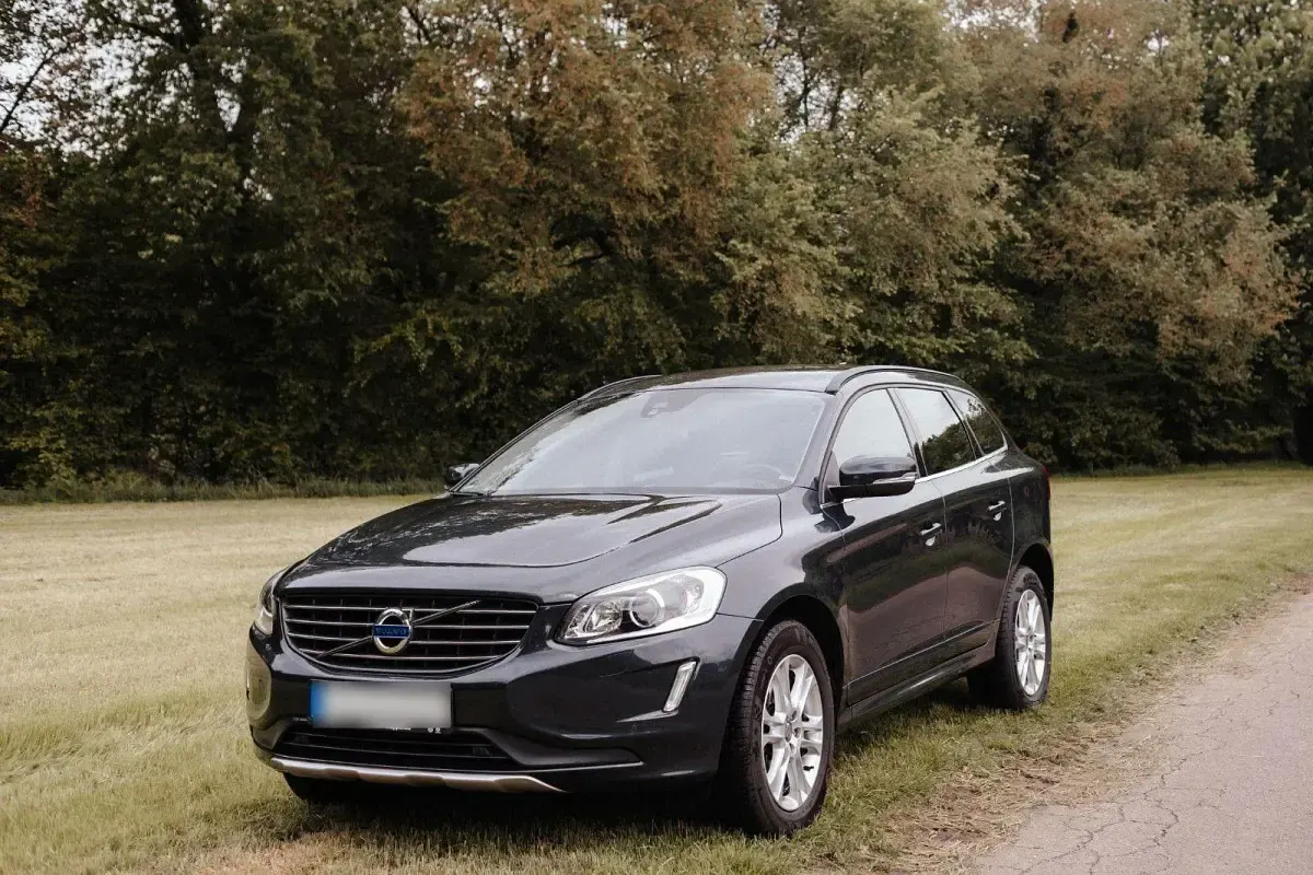 Gebraucht Volvo XC60 Kinetic 190 PS (139 kW) 2014 Grau SUV