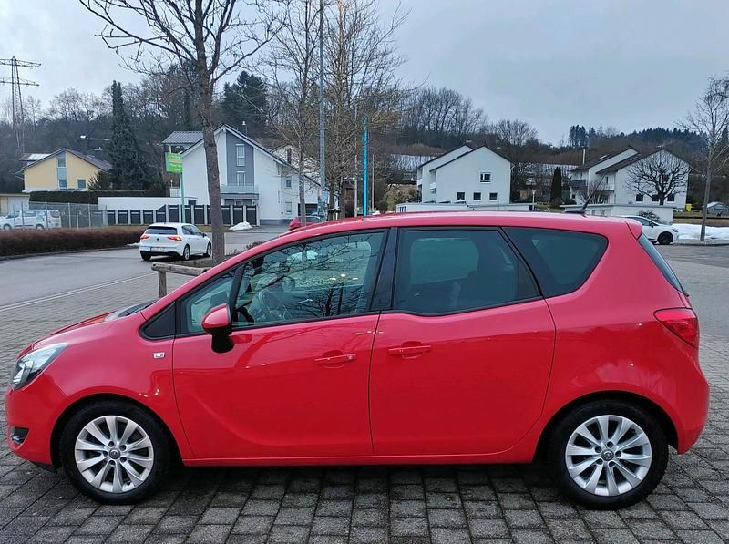 Gebraucht Opel Meriva 136 PS (100 kW) 2015 Rot Van / Kleinbus
