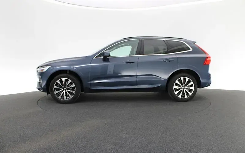 Gebraucht Volvo XC60 Core 197 PS (144 kW) 2023 Blau SUV