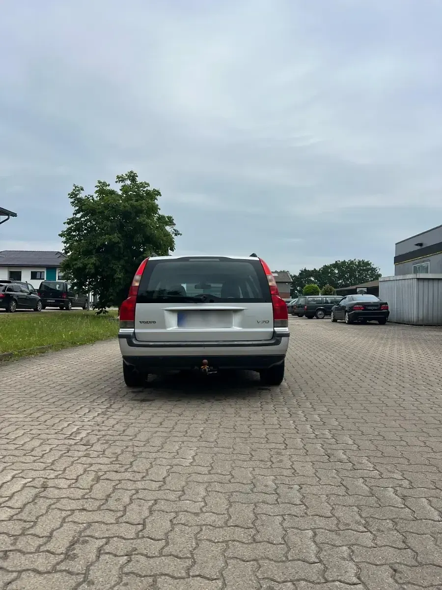 Gebraucht Volvo V70 130 PS (95 kW) 2002 Silber Kombi