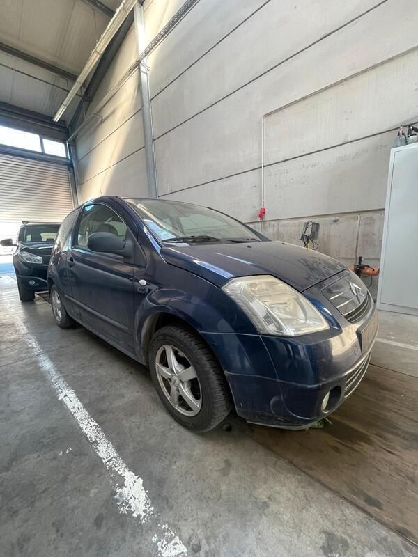 Blau Gebraucht 2005 Citroën C2 Kleinwagen | 650 € - Bild 1/4