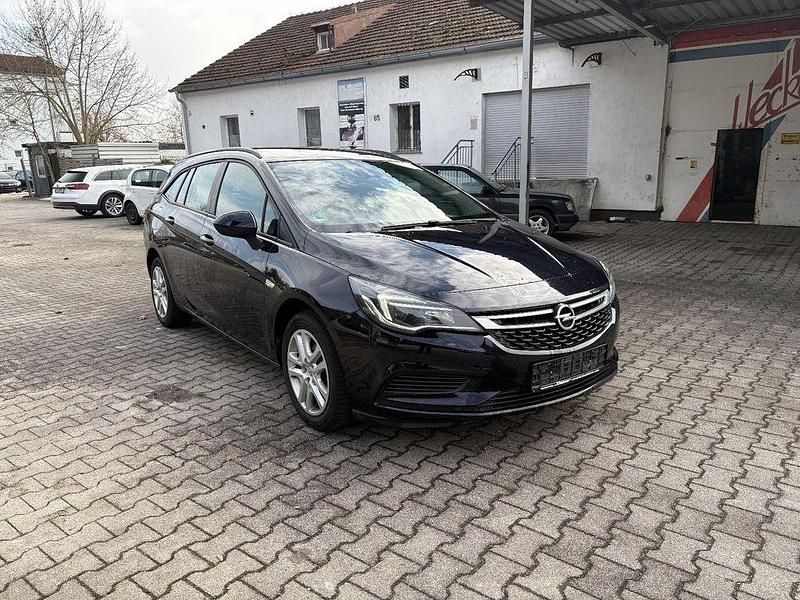 Gebraucht Opel Astra 105 PS (77 kW) 2018 Blau Kombi
