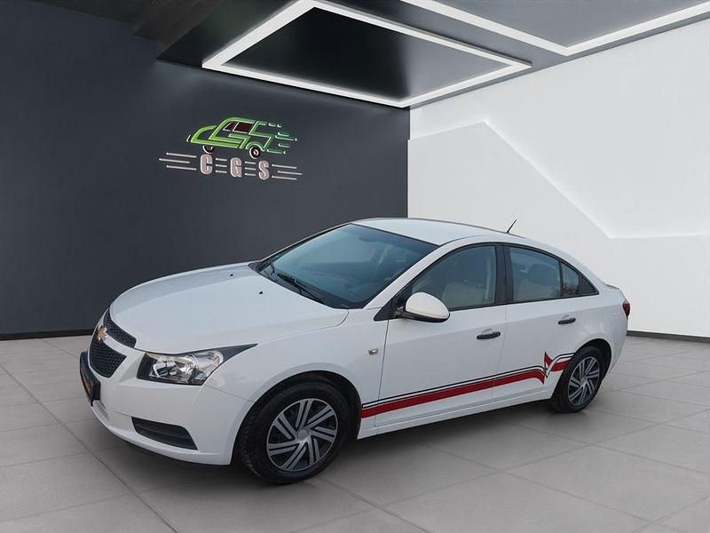 Gebraucht Chevrolet Cruze 124 PS (91 kW) 2011 Weiß Limousine