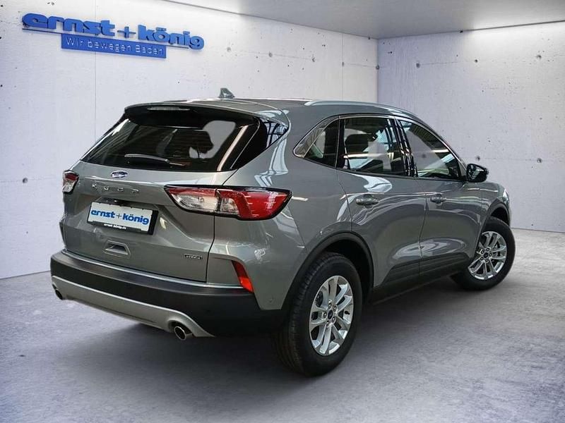 Gebraucht Ford Kuga Titanium 224 PS (164 kW) 2024 Silber SUV