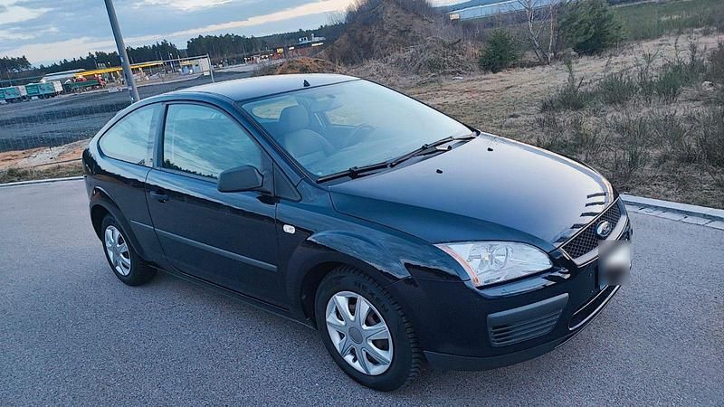 Gebraucht Ford Focus 80 PS (58 kW) 2006 Blau Limousine