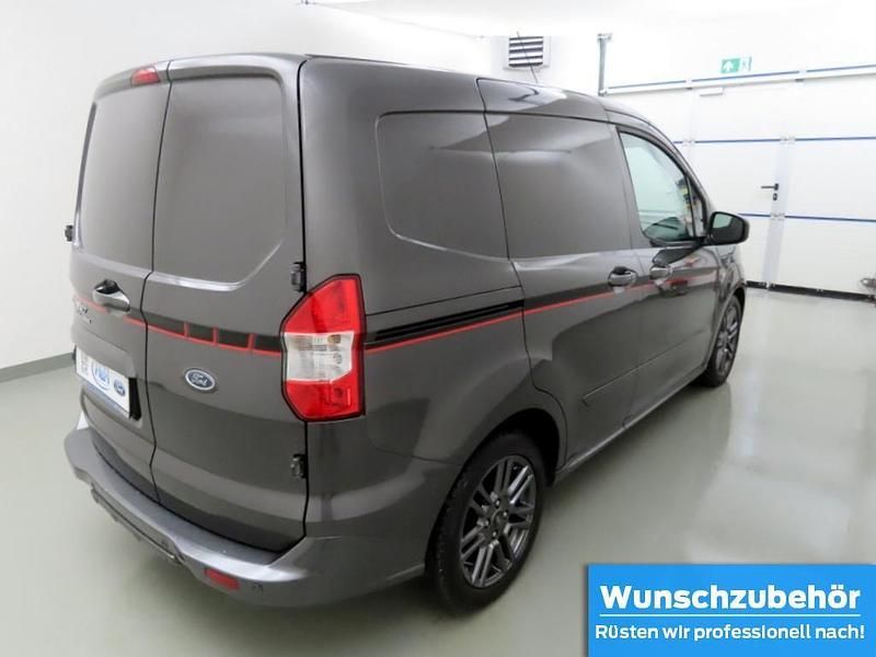 Gebraucht Ford Transit Sport 101 PS (74 kW) 2023 Magneticgrau (metallic) Van