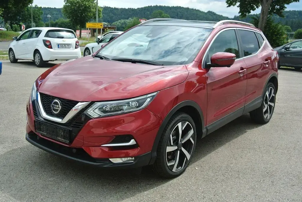 Gebraucht Nissan Qashqai Akari 140 PS (102 kW) 2021 Rot SUV