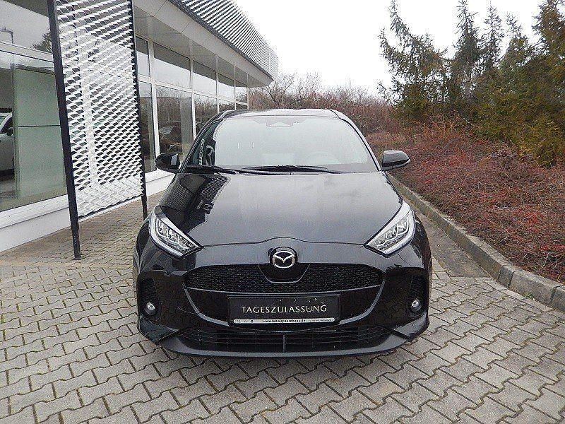 Neu Mazda 2 116 PS (85 kW) 2025 Schwarz Limousine