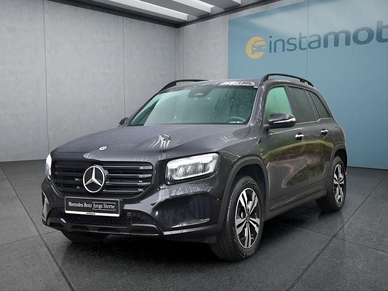 Schwarz Gebraucht 2024 Mercedes GLB180 SUV | 37.649 € (Fairer Preis) - Bild 1/4