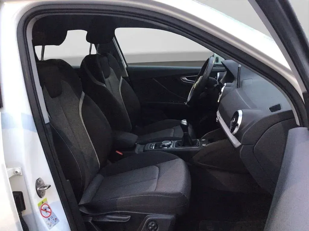 Second-hand Audi Q2 Advanced Plus 116 CP (85 kW) 2022 Alb SUV