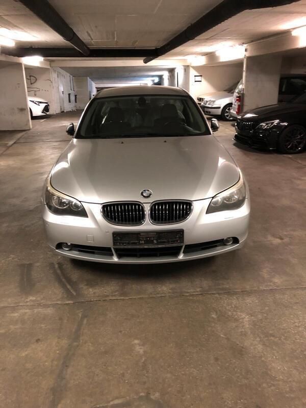 Silber Gebraucht 2005 BMW 525 Kombi | 2.550 € (Fairer Preis) - Bild 1/4