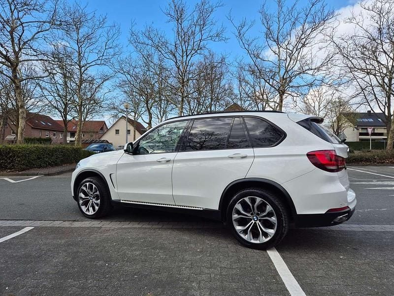 Second-hand BMW X5 Shadowline 258 CP (189 kW) 2017 Alb SUV